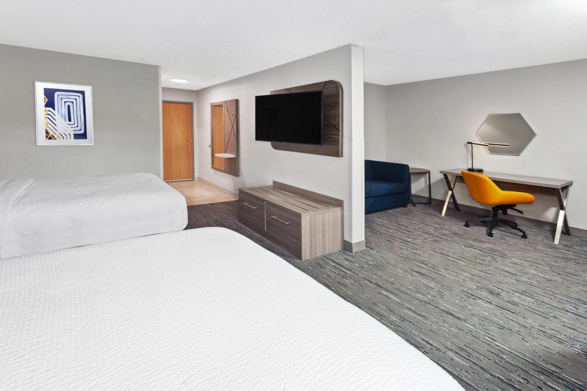 Holiday Inn Express Fremont By Ihg Екстериор снимка