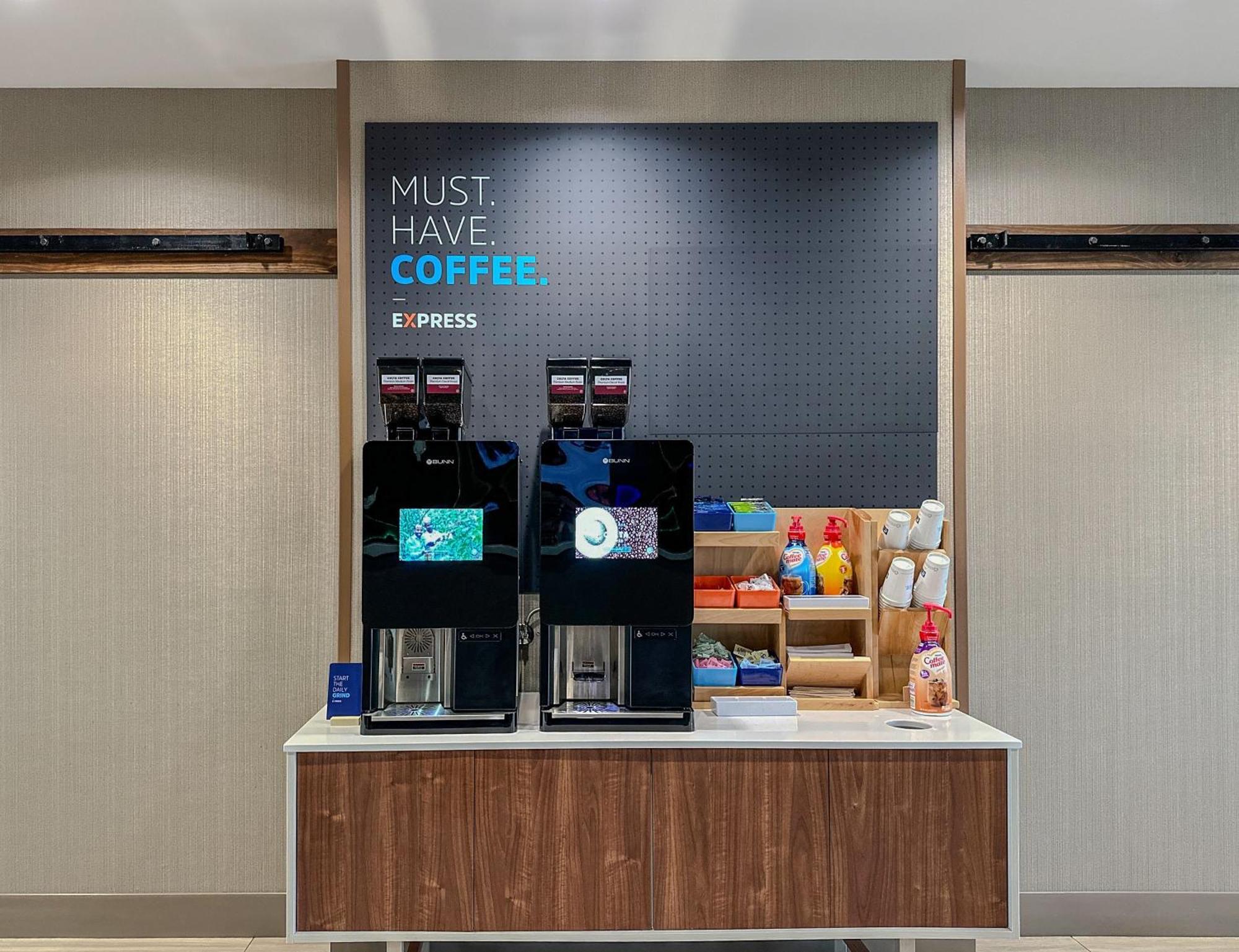 Holiday Inn Express Fremont By Ihg Екстериор снимка